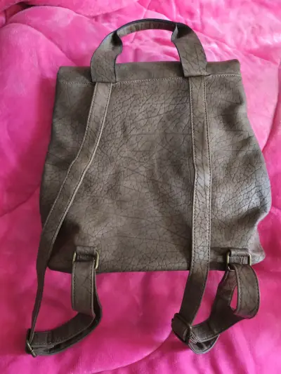 Mochila de cuero sintético marrón Secret - miniatura 2
