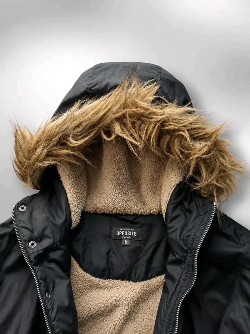 Parka negra con capucha de piel sintética Opposite - 4