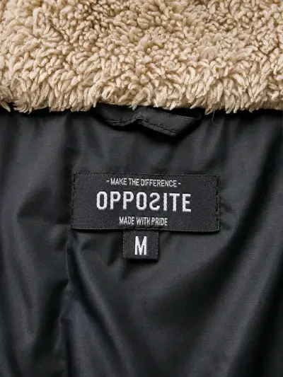 Parka negra con capucha de piel sintética Opposite - miniatura 5