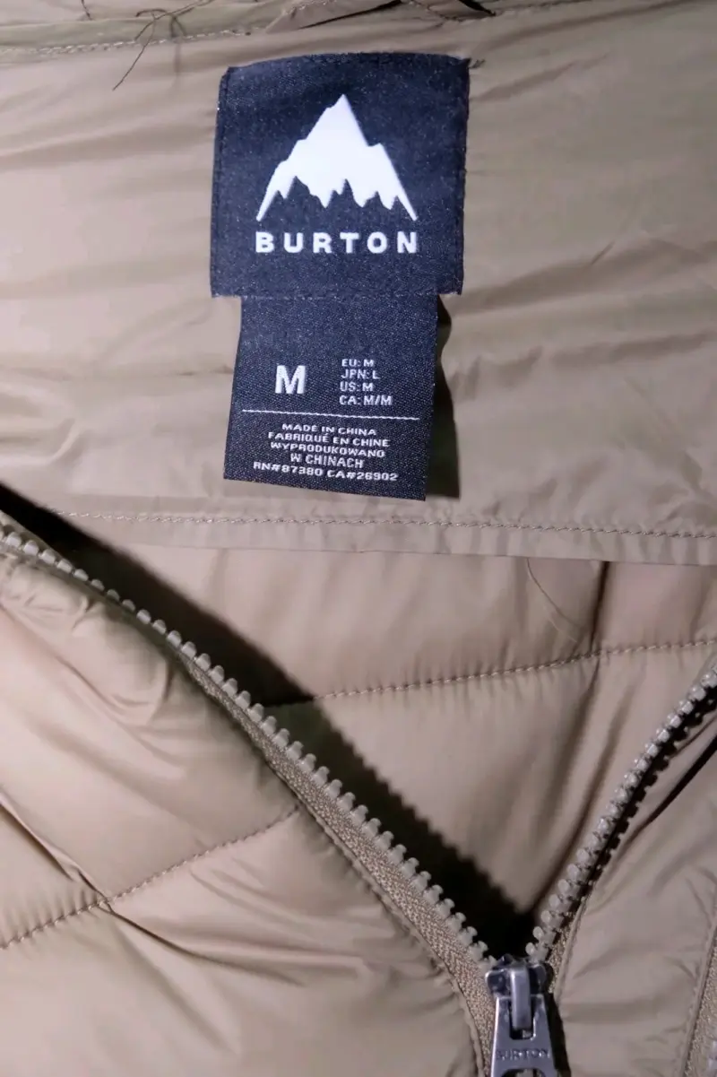 Chaqueta acolchada Burton con capucha beige - 3