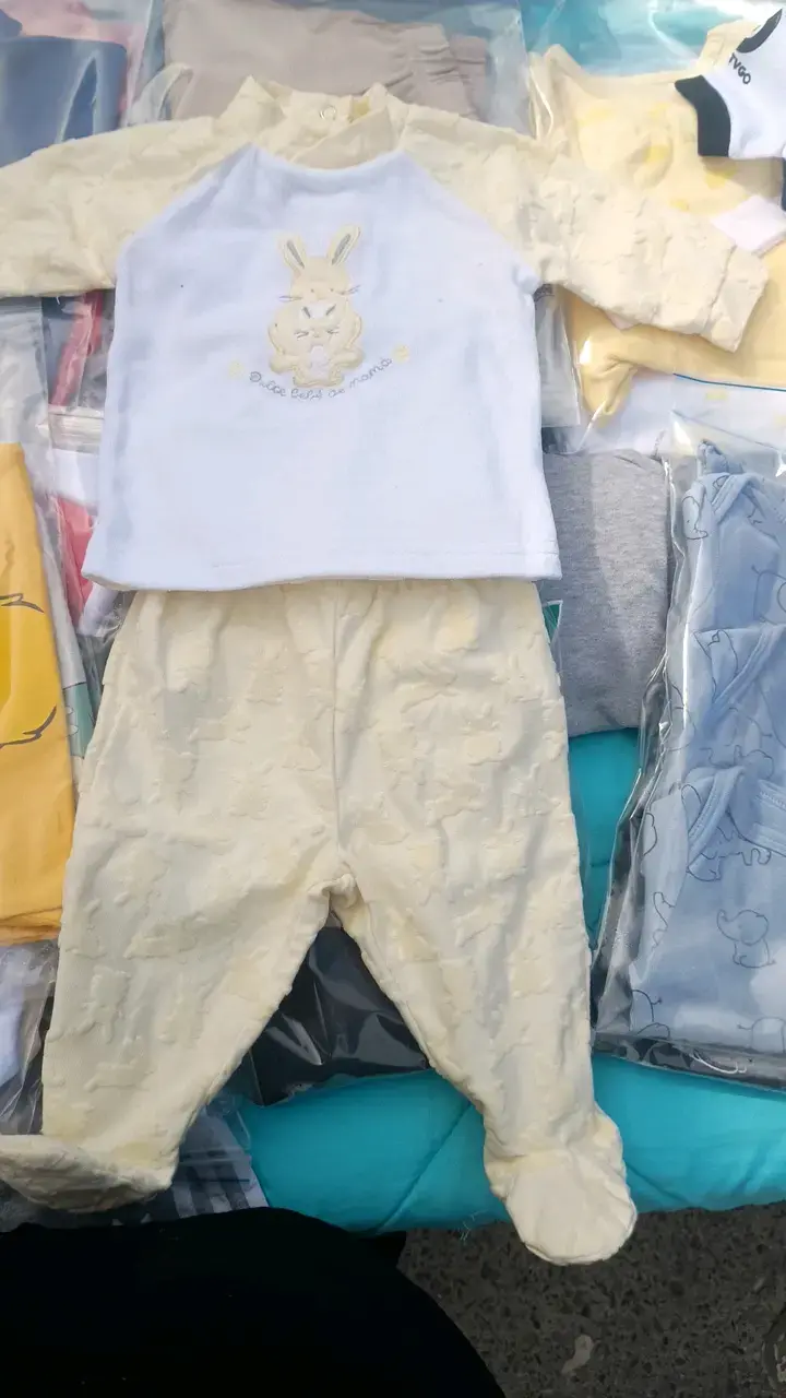 Set de Bodies para Bebé con Diseños de Simba y Mickey - 4