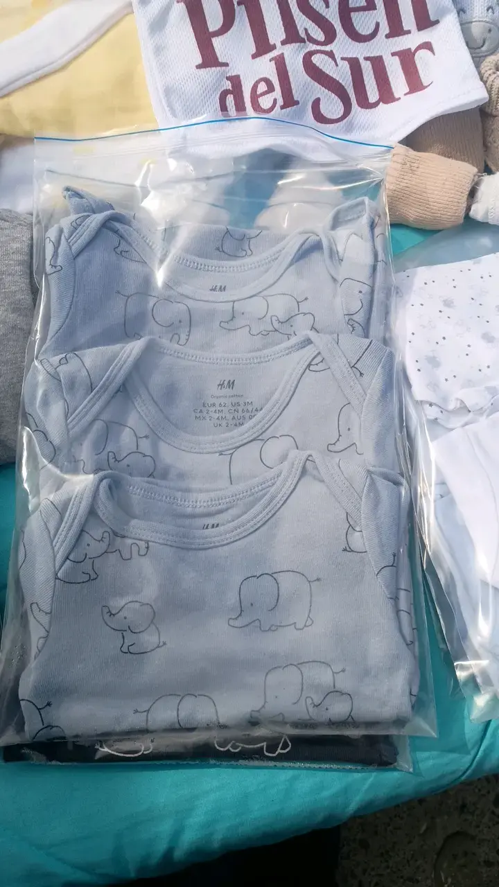 Set de Bodies para Bebé con Diseños de Simba y Mickey - 5