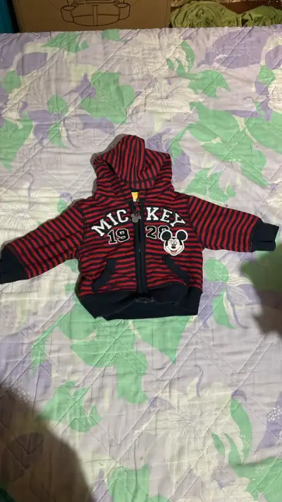 Pijama de bebé Winnie the Pooh y polerón Mickey - miniatura 3