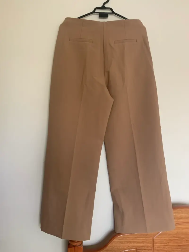 Pantalones beige con cinturón MNG talla 38 - 5