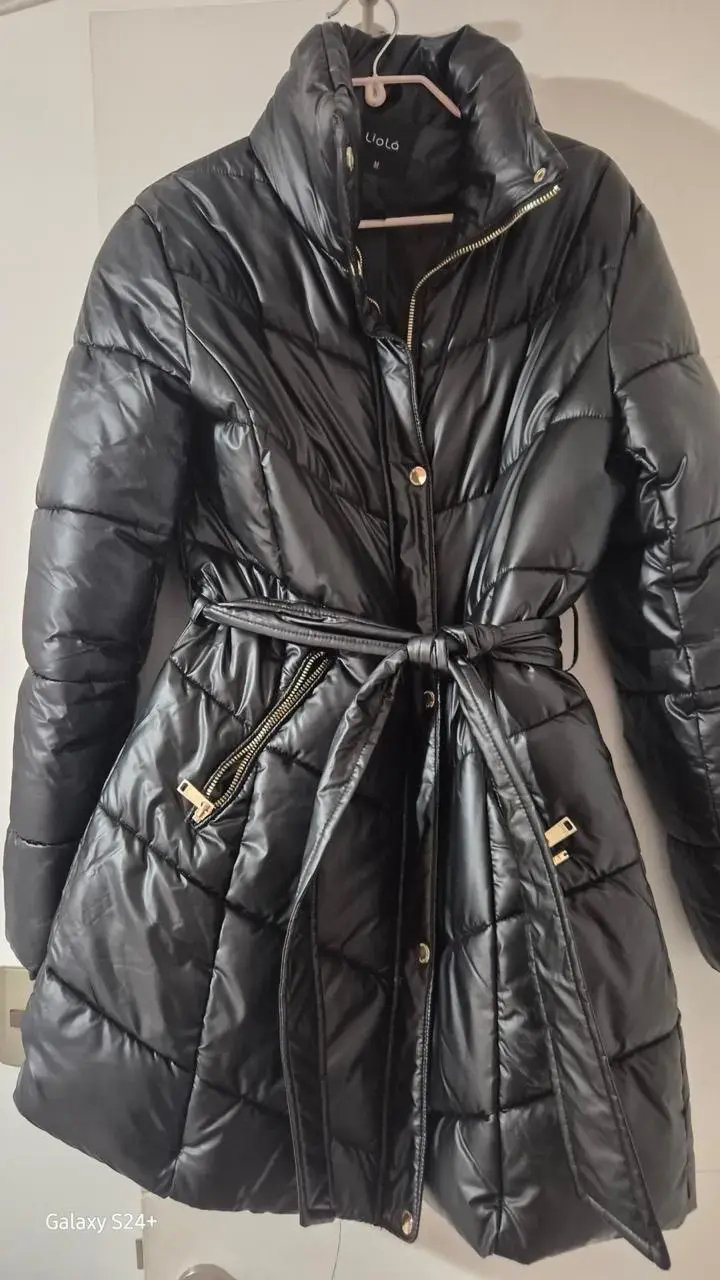 Parka negro con cinturón Liola - 2