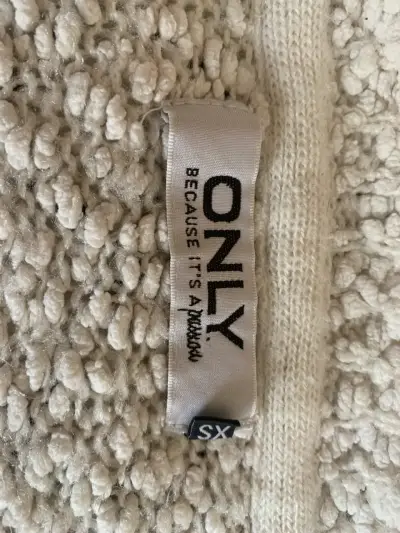 Cardigan de punto beige marca Only - miniatura 3
