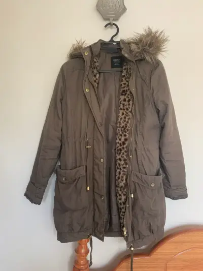 Parka Mujer Mossimo con Forro de Leopardo - miniatura 1