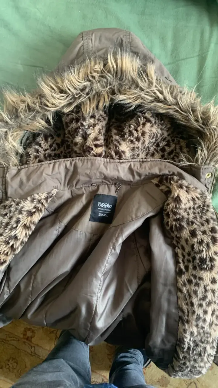 Parka Mujer Mossimo con Forro de Leopardo - 4