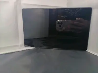 Tablet Lenovo con teclado y funda protectora - miniatura 5