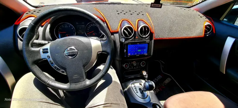 Nissan Qashqai SUV en buen estado - 5