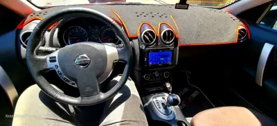 Nissan Qashqai SUV en buen estado - miniatura 5