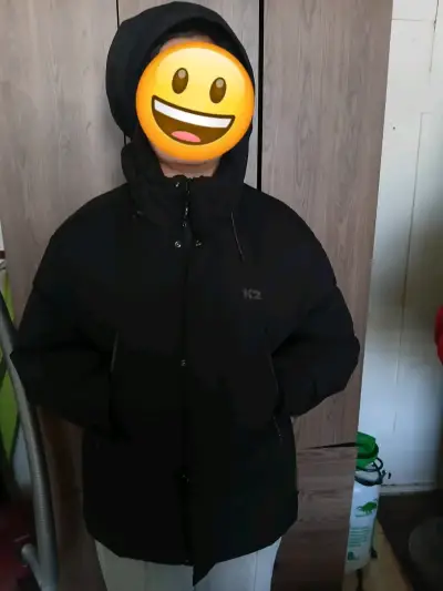 Chaqueta de invierno negra con capucha K2 - miniatura 1