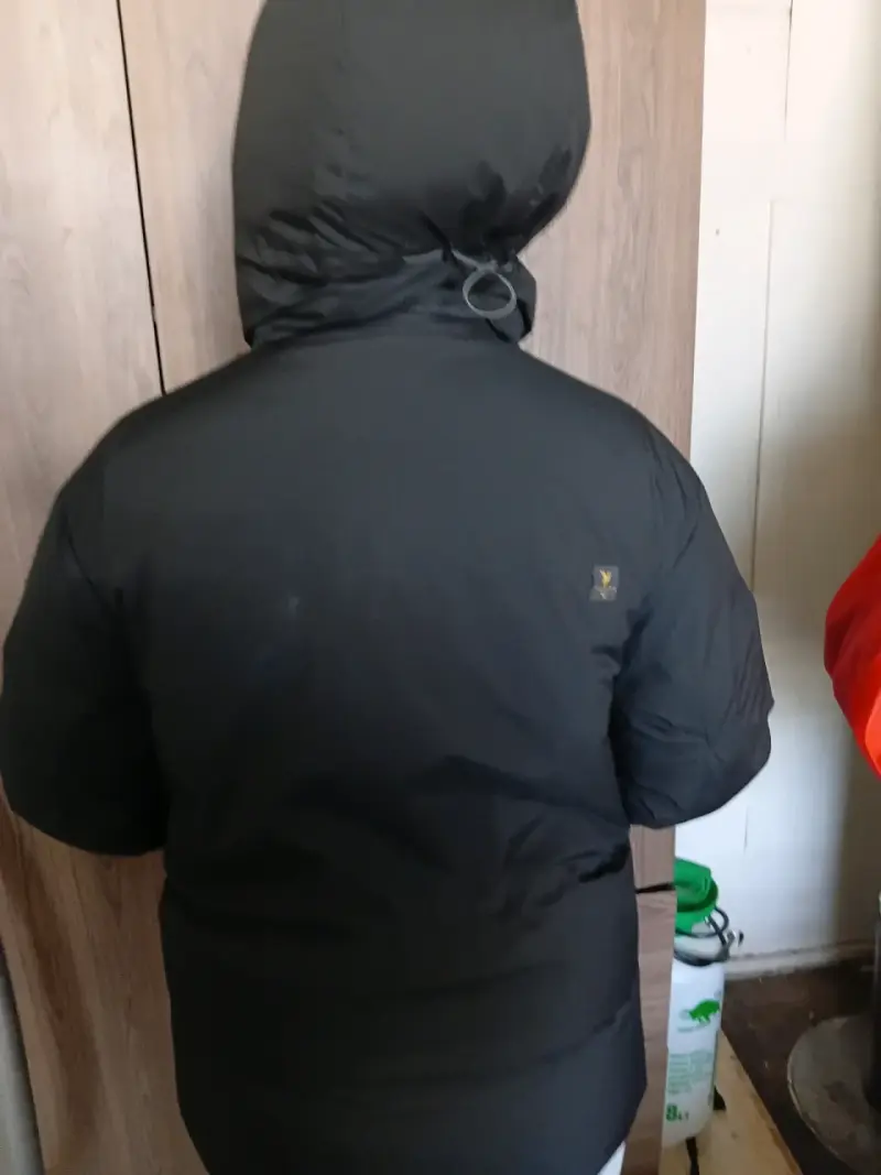 Chaqueta de invierno negra con capucha K2 - 3