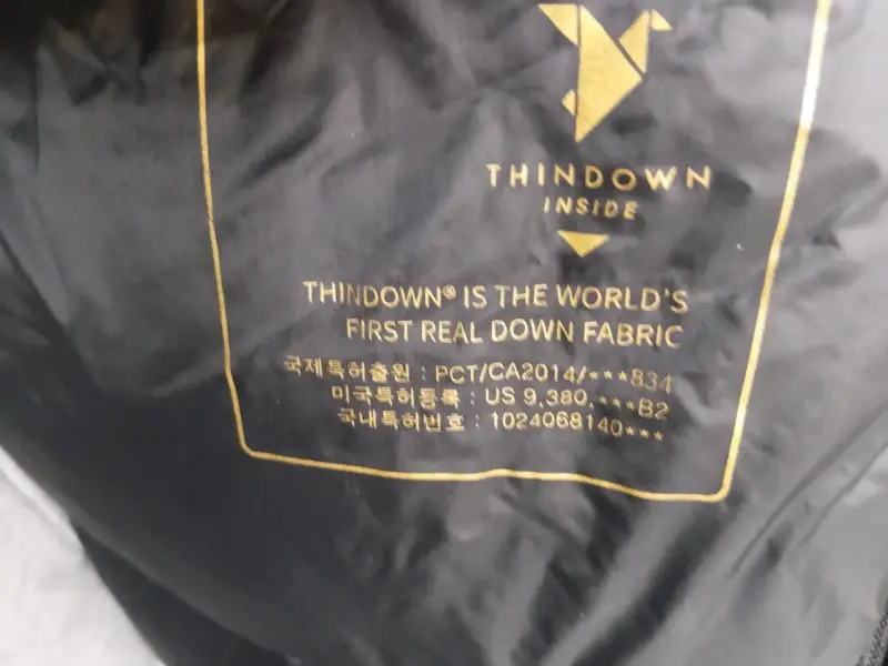 Chaqueta de invierno negra con capucha K2 - 6