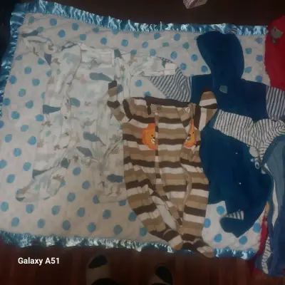 Conjunto de pijamas para bebé en algodón suave - miniatura 1