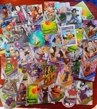 Colección de figuras y cartas Dragon Ball Z - miniatura 2