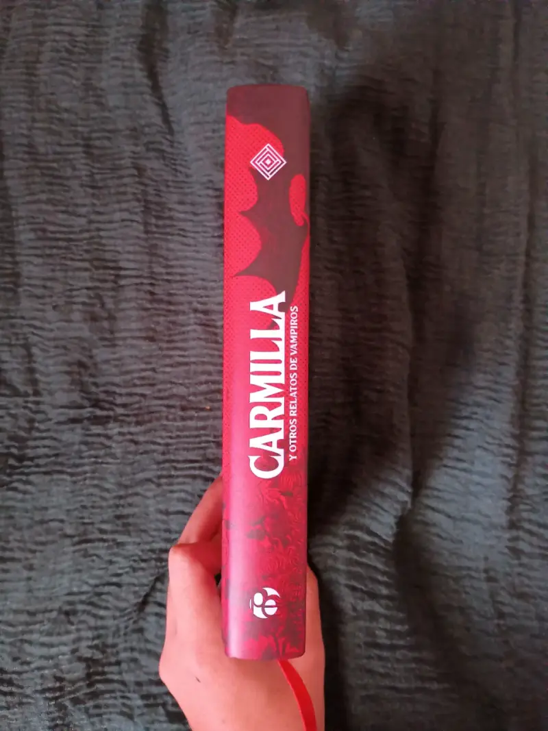 Libro Carmilla y Otros Relatos de Vampiros - 3