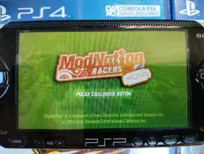 Juego PSP ModNation Racers en buen estado - miniatura 4