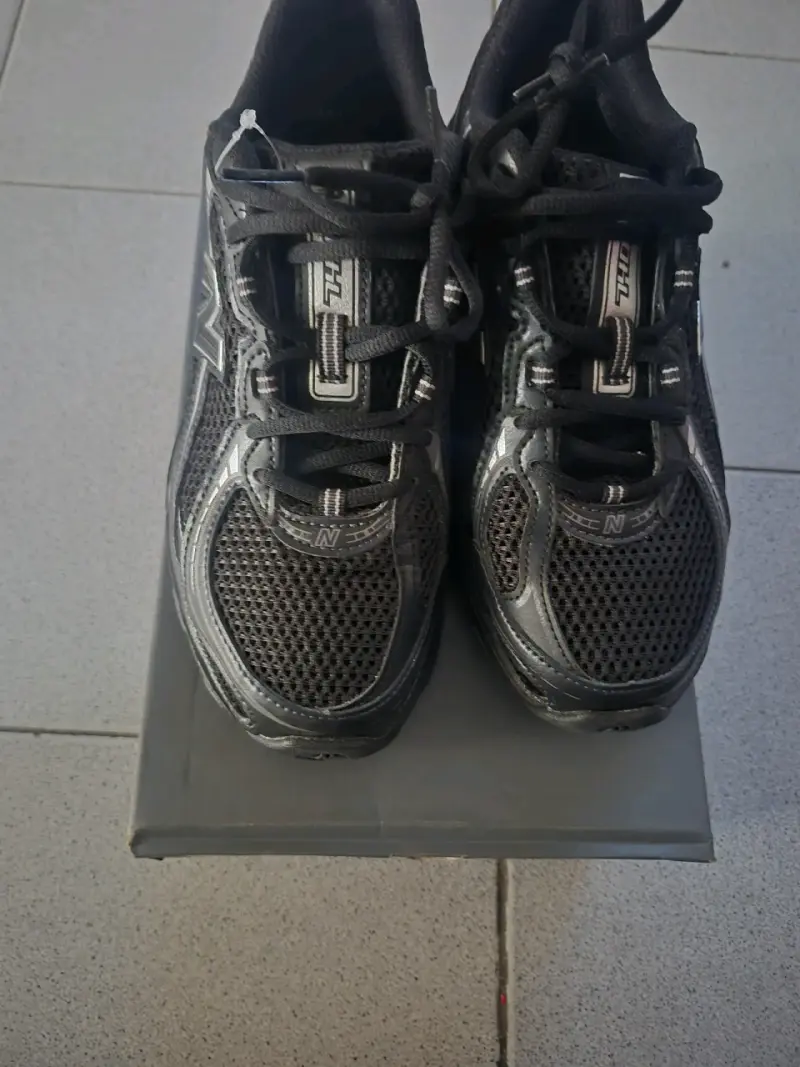 Zapatillas New Balance T410 para niños, negras - 2