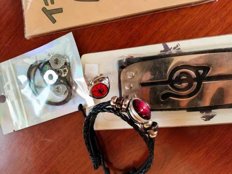 Set de cosas de la serie Naruto - 2