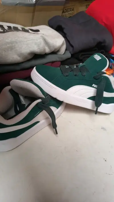 Zapatillas verdes Puma para hombre - miniatura 1