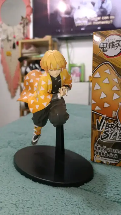 Figura de colección Zenitsu Agatsuma - miniatura 2