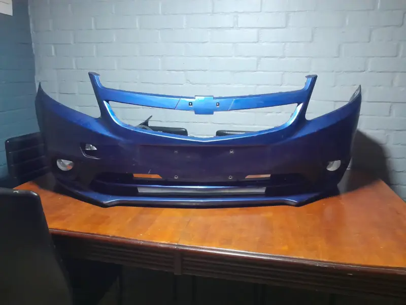 Parachoques delantero azul para Chevrolet - 2