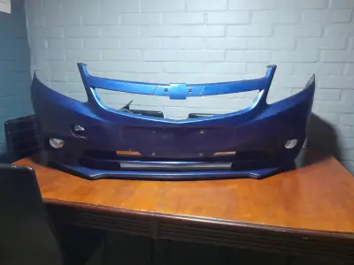 Parachoques delantero azul para Chevrolet - miniatura 2