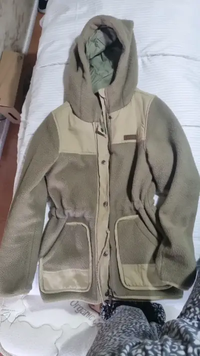 Chaqueta de lana con capucha Kivul verde - miniatura 1