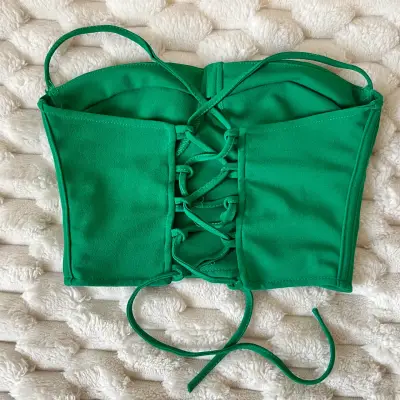 Top verde con tirantes talla XS/S - miniatura 2