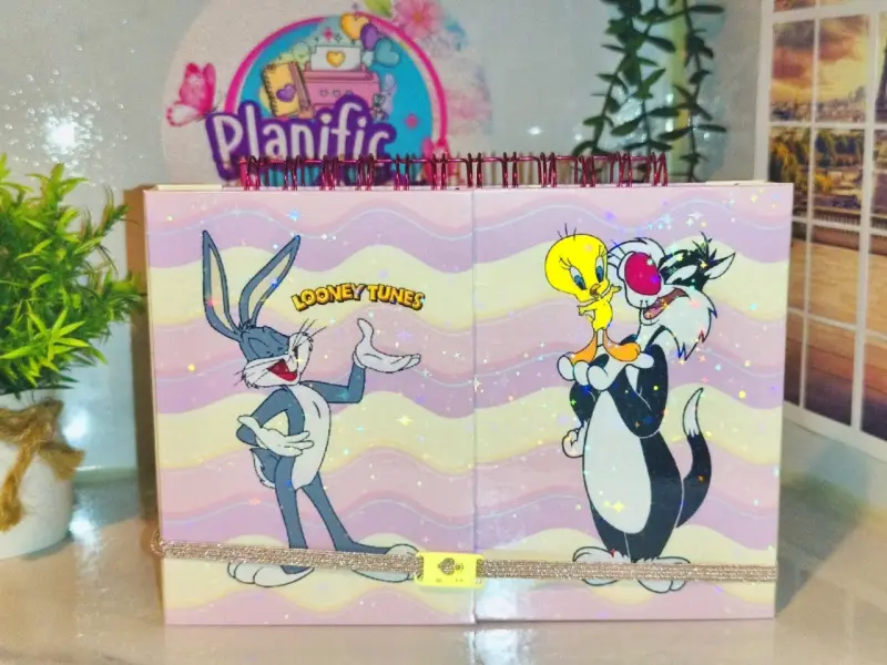Agenda Looney Tunes con diseño divertido - 1