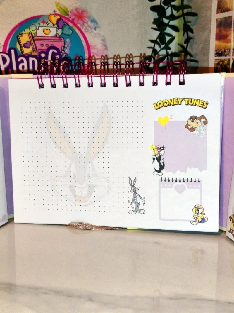 Agenda Looney Tunes con diseño divertido - 2
