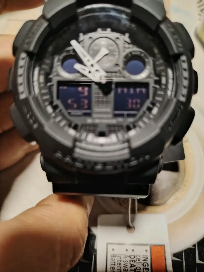 Reloj Casio G-Shock Negro Resistente al Agua - 3