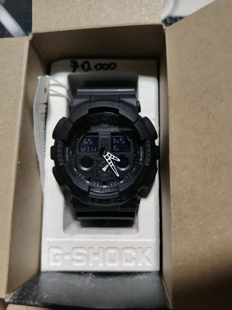 Reloj Casio G-Shock Negro Resistente al Agua - 6
