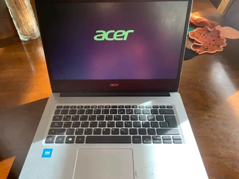 Laptop Acer - 2