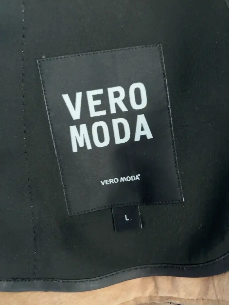 Chaqueta biker de Cuero de Reno Vero Moda beige - 2