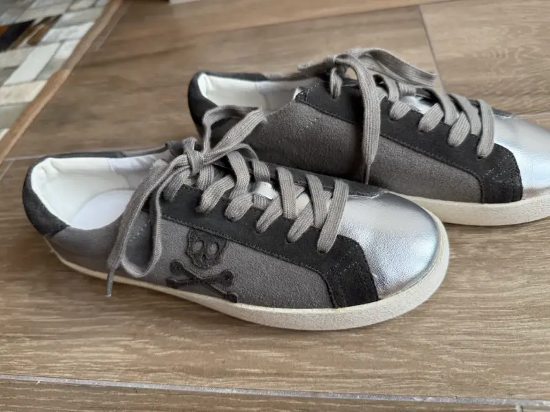Zapatillas casuales color gris metálico - 3