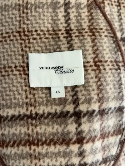 Abrigo de lana a cuadros Vero Moda Classic - miniatura 2
