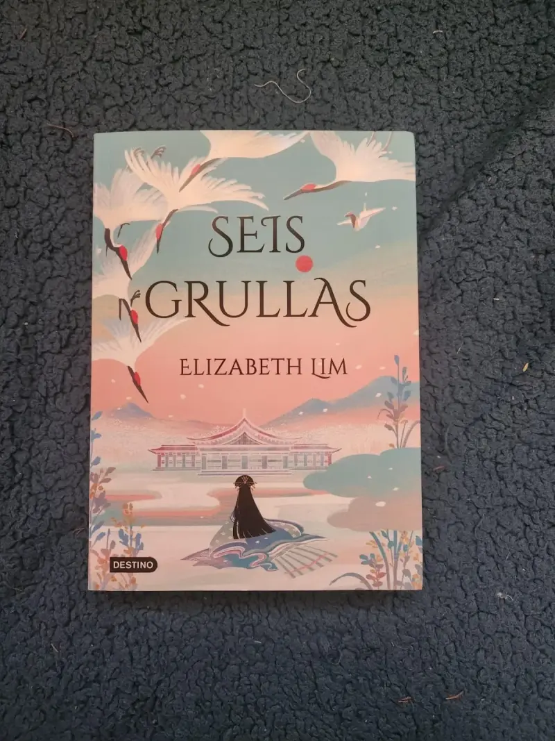 Libro 'Seis Grullas' de Elizabeth Lim
