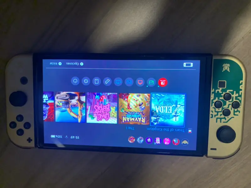 Nintendo Switch OLED ediciól Zelda - 3