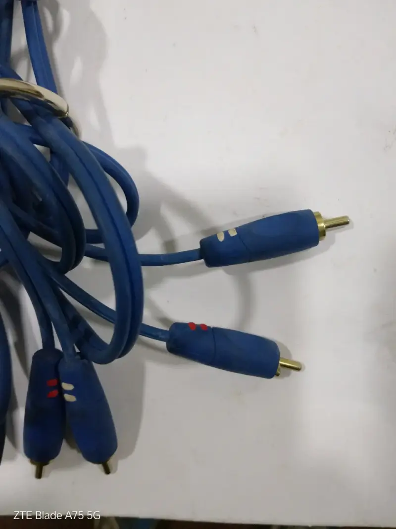 Cable RCA azul (doble) de tres metros - 3