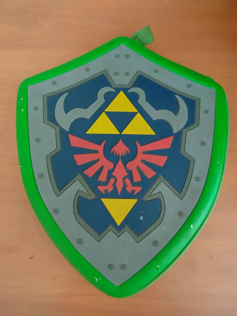 Consola Nintendo 3DS XL Edición Zelda con Funda - 3