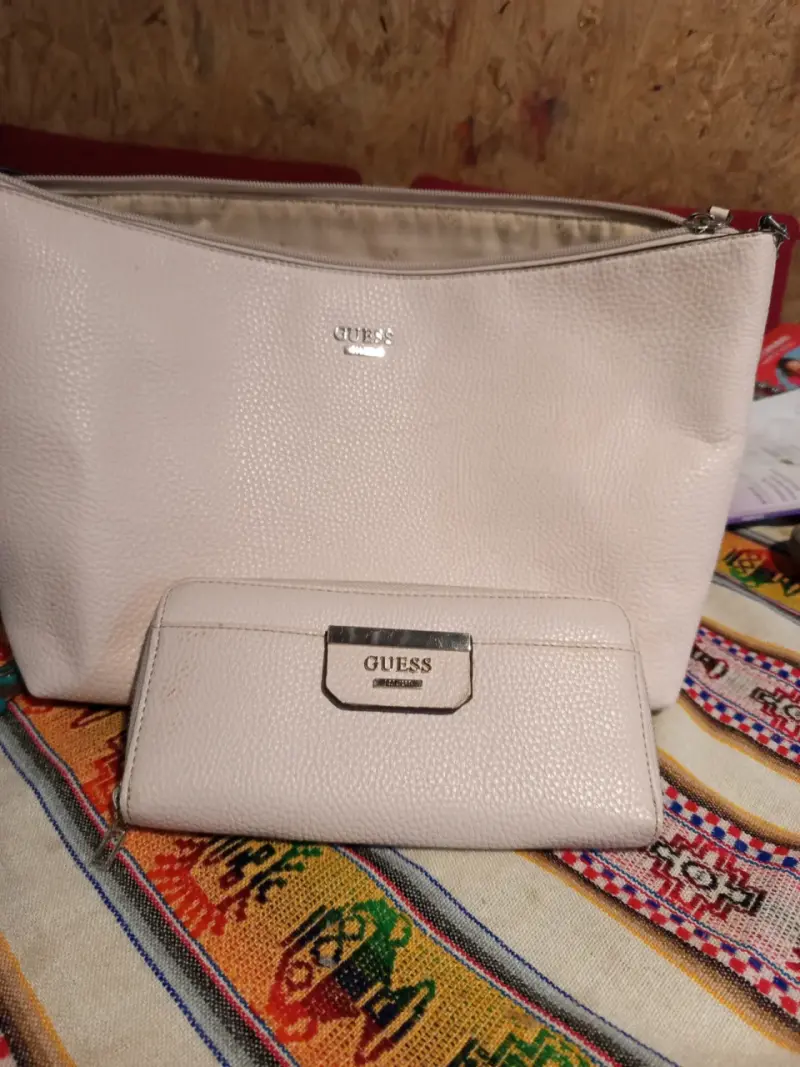 Cartera Aldo,Guess y gacel - 3