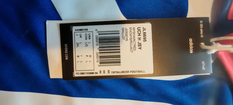 Autografiada por Ch.Aránguiz/La U/Adidas 2023 - 6