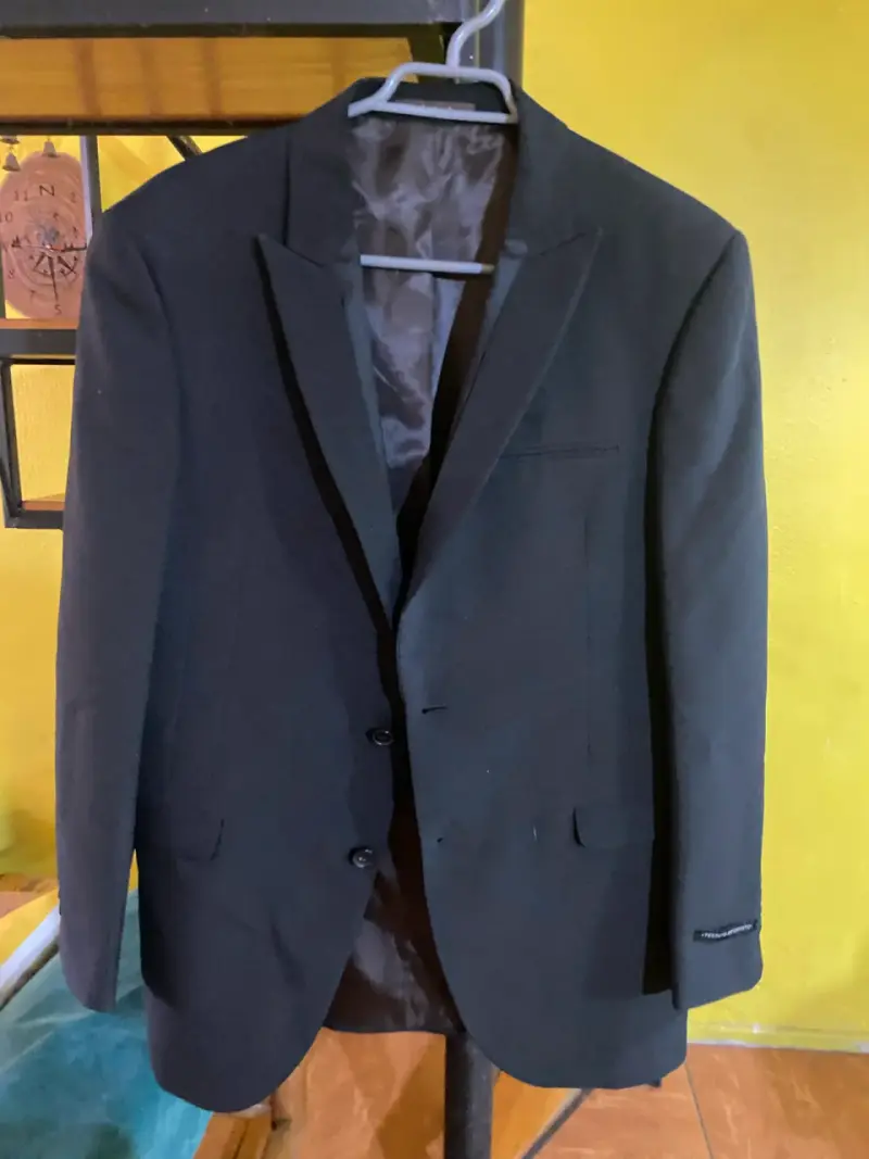 Traje formal negro para hombre talla aprox 40 - 2