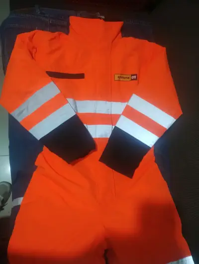 🦺 Buzo Técnico FINNING CAT Talla 48 – Alta Visibil - miniatura 1
