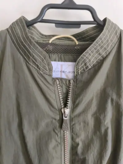 Chaqueta verde Calvin Klein Jeans Mujer talla M - miniatura 4