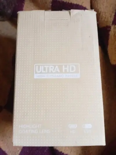 Proyector Ultra HD con Control Remoto - miniatura 1