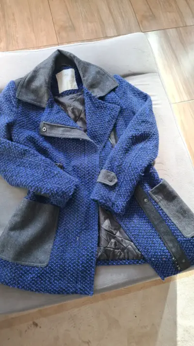 Abrigo de lana azul con detalles grises - miniatura 6