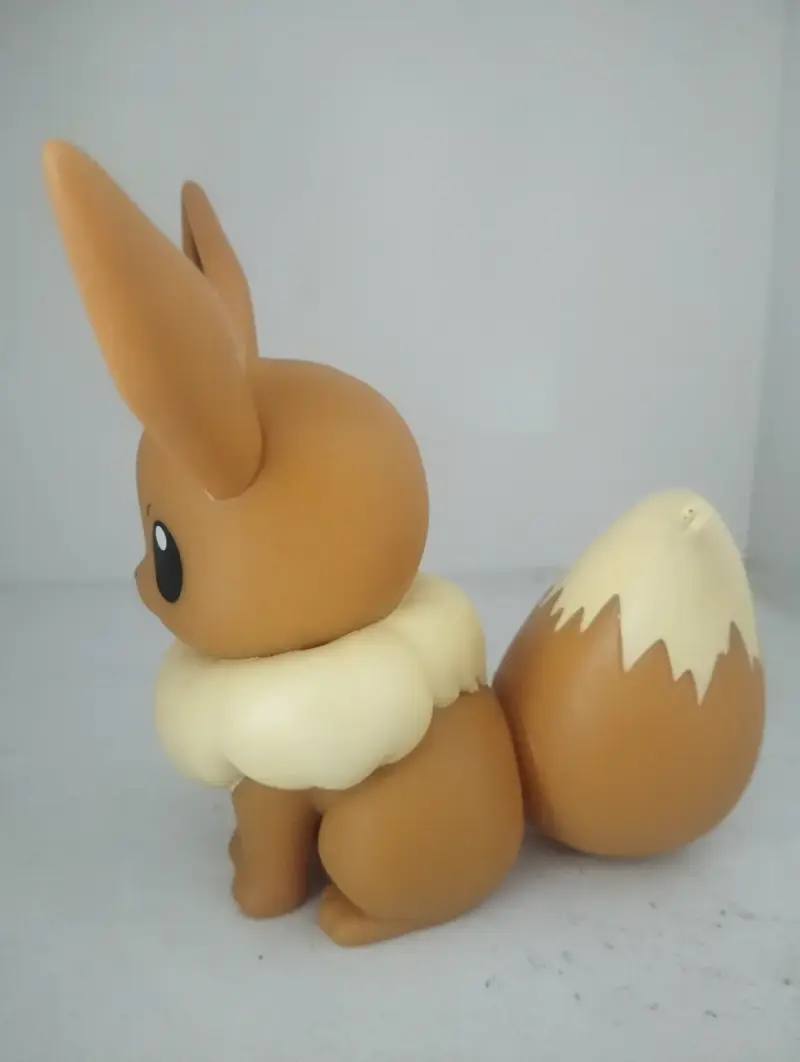 Figura de eevee de pokémon, de la marca "Jazwares" - 3